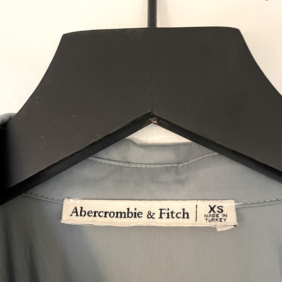 Abercrombie Utility Maxi Shirt Dress in sage - Picture 6 of 7